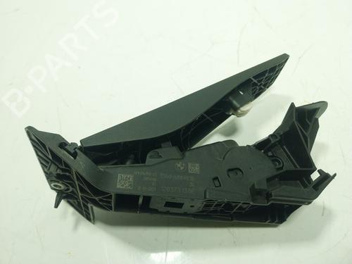 Pedal INEOS GRENADIER Closed Off-Road Vehicle 3.0 Ti 4x4 (GEB) | BP29273186I4
