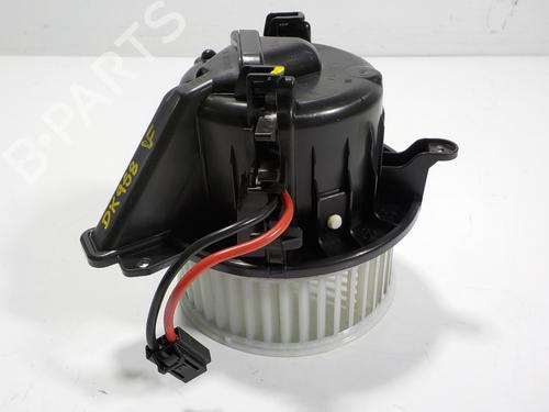Used Heater blower motor Heater blower motor SEAT ARONA (KJ7, KJP) 1.0 TSI (95 hp) 13418767 13418767