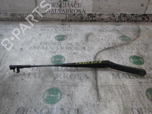 Used Front windshield wiper arm Front windshield wiper arm 3838337 3838337
