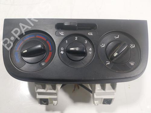 Used Climate control Climate control FIAT FIORINO Box Body/MPV (225_) 1.3 D Multijet (225BXD1A, 225BXB1A, 225BXB11) (75 hp) 17512885 17512885
