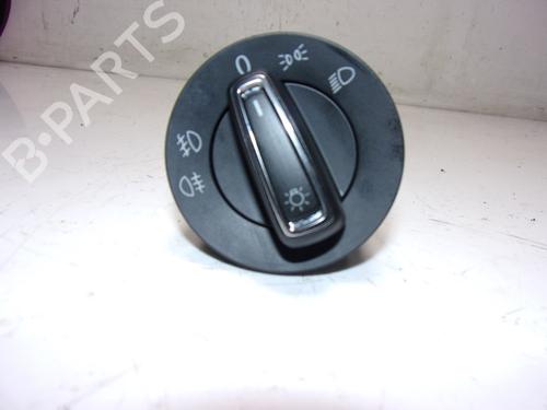 Used Headlight switch Headlight switch SEAT LEON (5F1) [2012-2021] 15835800 15835800
