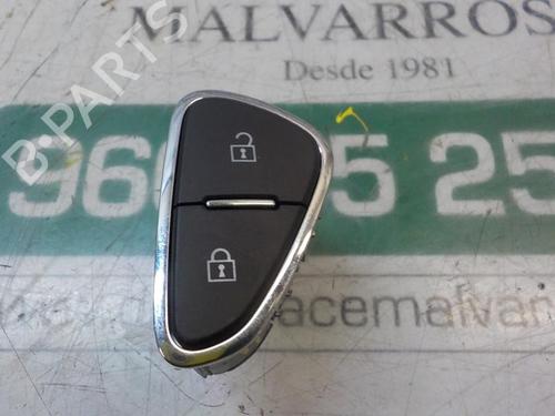 Used Electronic module Electronic module OPEL CORSA E (X15) 1.4 (08, 68) (90 hp) 3866595 3866595