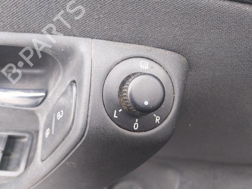 Left front steering knuckle VW POLO V (6R1, 6C1) 1.4 (6R1) | BP30843425M25