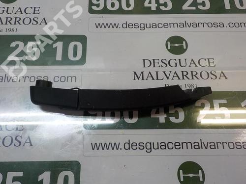 back-wipers-mechanism-citroen-c4-cactus-16-bluehdi-100-2014-3856892 main image