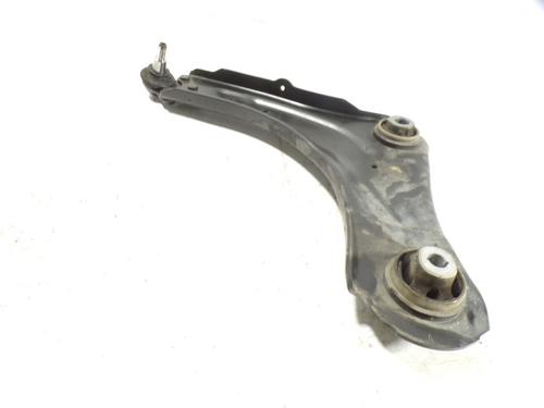 Venstre fortil bærearm RENAULT MEGANE III Hatchback (BZ0/1_, B3_) 1.5 dCi (BZ0C) (90 hp) 8337139