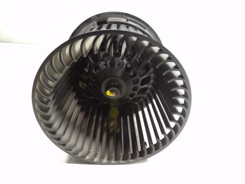 Heater blower motor PEUGEOT 208 I (CA_, CC_) 1.2 PureTech 82 | BP15381728M62 