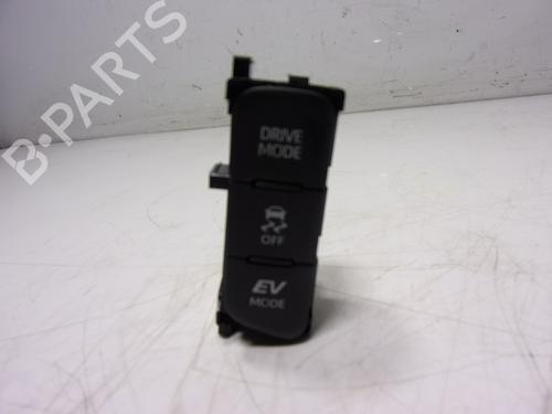 Used Switch Switch TOYOTA YARIS (_P21_, _PA1_, _PH1_) 1.5 Hybrid (MXPH11) (92 hp) 16745447 16745447