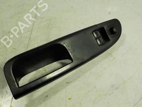 Used Left front window switch VW PASSAT B6 Variant (3C5) 1.9 TDI (105 hp) 8189055