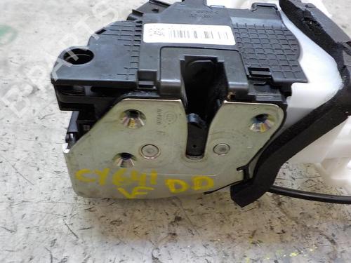 Used Front right lock KIA CARENS IV [2013-2025]  3999184