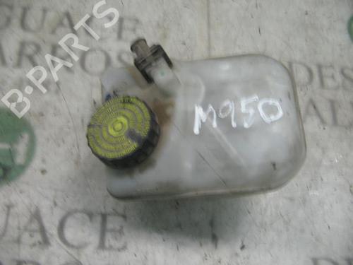 Used Power steering reservoir Power steering reservoir CITROËN XSARA (N1) 1.4 i (75 hp) 14295647 14295647