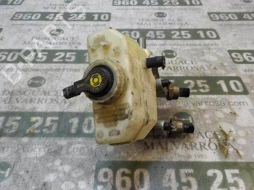 Used Brake master cylinder BMW 3 (E46) 320 d (136 hp) 3859408