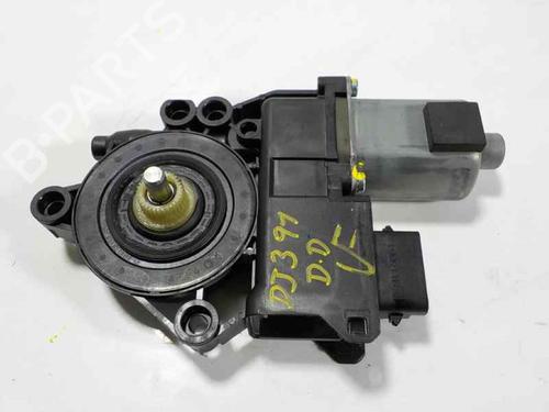Used Right front window motor Right front window motor KIA SORENTO II (XM) 2.2 CRDi 4WD (197 hp) 11731647 11731647