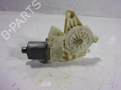 Right front window motor MERCEDES-BENZ C-CLASS (W204) C 220 CDI (204.002) | BP10135162E20