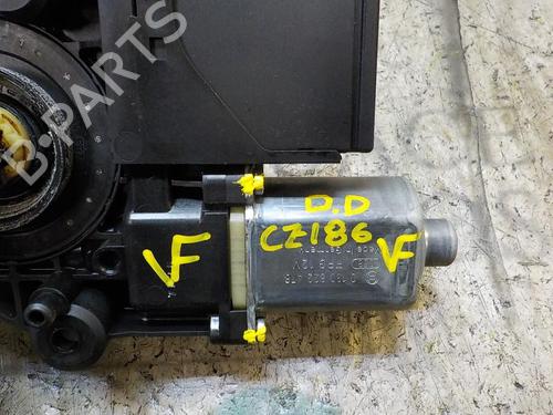 Right front window motor RENAULT MEGANE III Hatchback (BZ0/1_, B3_)  | BP3998773E20 