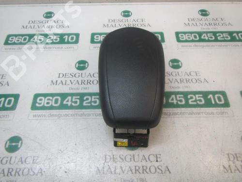 Used Armrest / Center console Armrest / Center console HYUNDAI VELOSTER (FS) 1.6 GDI (140 hp) 9081723 9081723