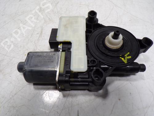 Used Left rear window motor VW GOLF VII (5G1, BQ1, BE1, BE2) 1.6 TDI (105 hp) 15393451