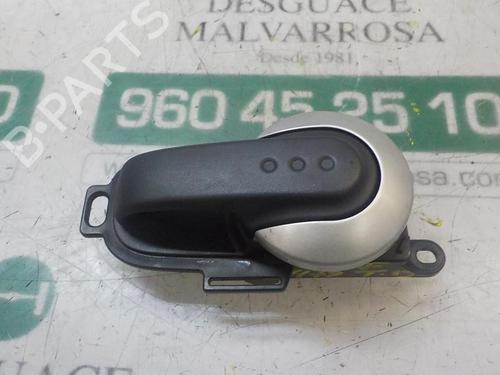 rear-right-interior-door-handle-nissan-note-e11-ne11-80670ax603-2005-2006-2007-2008-2009-2010-2011-2012-2013-3866740 main image