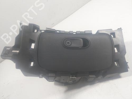 Used Glove box Glove box SMART FORFOUR Hatchback (453) electric drive (453.091) (82 hp) 16825111 16825111