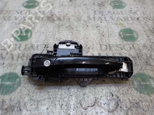 front-left-exterior-door-handle-mercedes-benz-c-class-w204-a2047600934-2007-2008-2009-2010-2011-2012-2013-2014-2015-3998156 main image