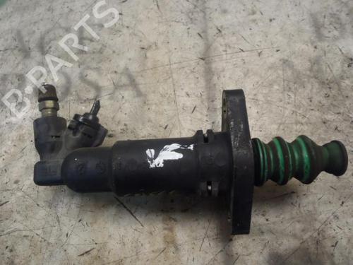 Used Clutch slave cylinder Clutch slave cylinder VW BORA I (1J2) 1.9 TDI (110 hp) 14271849 14271849