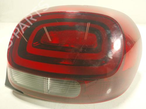 Used Right taillight Right taillight CITROËN C3 III (SX) 1.5 BlueHDi 100 (SXYHYP, SXYHTU) (102 hp) 24575082 24575082