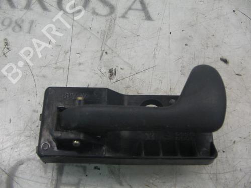 Used Front left interior door handle FIAT PUNTO (176_) 75 1.2 (73 hp) 3789708