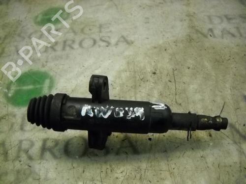 Used Clutch slave cylinder Clutch slave cylinder PEUGEOT BOXER Van (244) 2.8 HDi (128 hp) 14264012 14264012