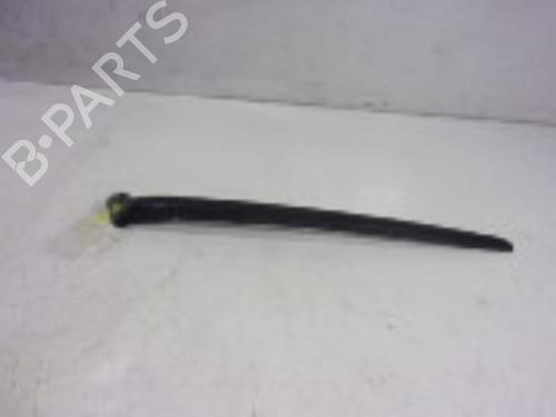Used Rear windshield wiper arm LAND ROVER RANGE ROVER SPORT I (L320) 2.7 D 4x4 (190 hp) 11083301