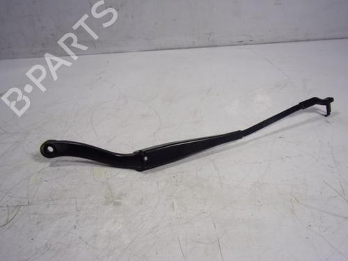 Used Front windshield wiper arm MERCEDES-BENZ E-CLASS Convertible (A207) [2010-2016]  10720387