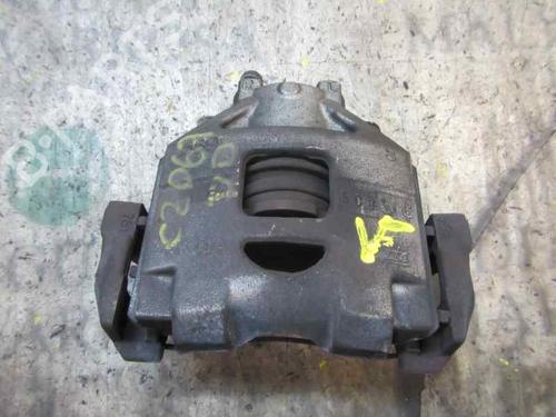Used Right front brake caliper Right front brake caliper TOYOTA YARIS (_P13_) 1.3 (NSP130_, NSP130) (99 hp) 11549517 11549517