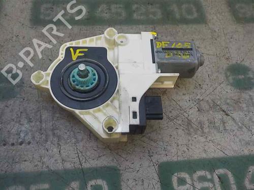 Used Left front window motor Left front window motor SKODA YETI (5L) 1.2 TSI (105 hp) 5999142 5999142