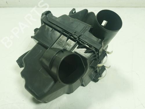 Luftfilter kasse TOYOTA YARIS CROSS (MXP_) 1.5 Hybrid (MXPJ11) (131 hp) 30609344