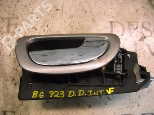 Used Front right interior door handle Front right interior door handle PEUGEOT 307 Break (3E) 2.0 HDI 110 (107 hp) 3788919 3788919