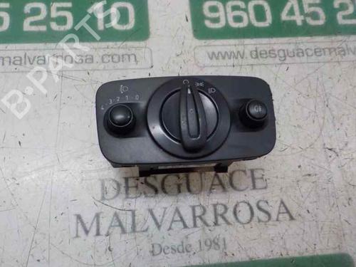 Used Headlight switch Headlight switch FORD FIESTA VI (CB1, CCN) 1.6 TDCi (90 hp) 4381160 4381160