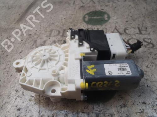 Used Right rear window motor VW GOLF VI (5K1) 1.6 TDI (105 hp) 3824246