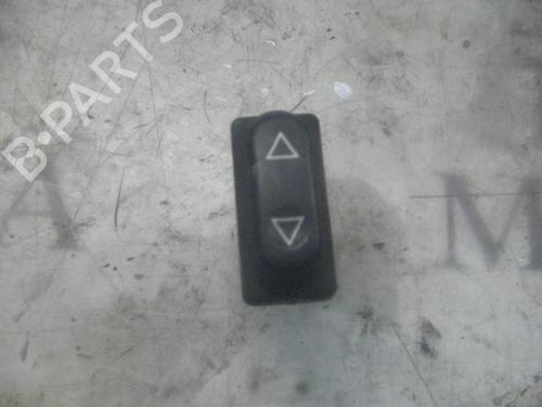 Used Left rear window switch Left rear window switch PEUGEOT 306 (7B, N3, N5) [1993-2003] 3793320 3793320