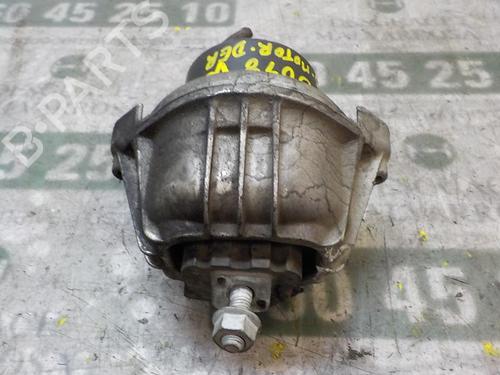 Used Engine mount BMW 3 Coupe (E92) 320 d (184 hp) 9081485