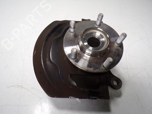 Used Right front steering knuckle NISSAN QASHQAI I (J10, NJ10) [2006-2015]  13294681