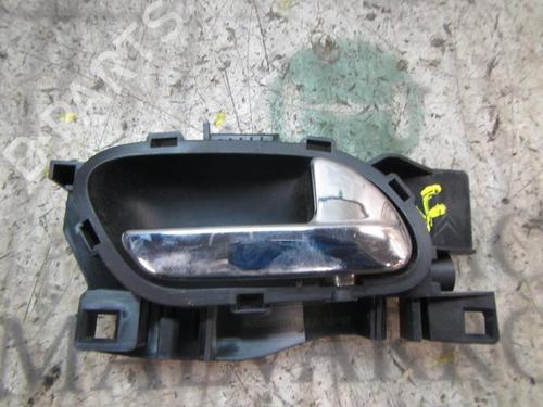 Used Rear right interior door handle Rear right interior door handle CITROËN C4 Grand Picasso I (UA_) 2.0 HDi 138 (136 hp) 4004977 4004977