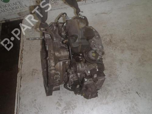 Used Gearbox Gearbox FIAT LINEA (323_, 110_) 1.3 D Multijet (323AXB11, 323AXB1A) (90 hp) 4007516 4007516