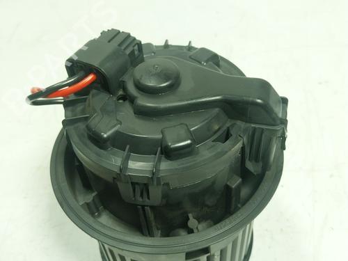Heater blower motor PEUGEOT 2008 I (CU_) 1.5 BlueHDI 100 | BP16664675M62
