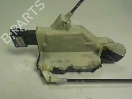 front-left-lock-peugeot-partner-mpv-5_-g_-1996-6677254 main image