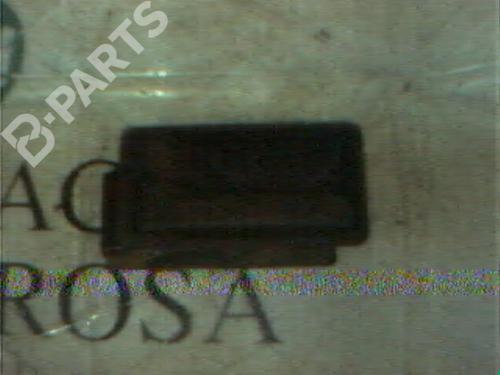 Used Front left interior door handle Front left interior door handle OPEL CORSA A Hatchback (S83) 1.3 S (F08, M08, F68, M68) (70 hp) 3737150 3737150