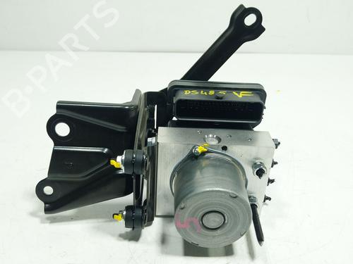 Used ABS pump ABS pump TOYOTA YARIS CROSS (MXP_) 1.5 Hybrid (MXPJ11) (131 hp) 36032028 36032028