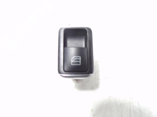 right-front-window-switch-infiniti-q30-16-254115da0a-2015-10089336 main image