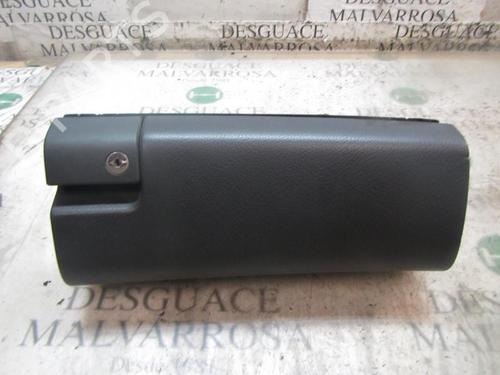 Used Glove box Glove box MERCEDES-BENZ E-CLASS (W210) E 270 CDI (210.016) (170 hp) 3826417 3826417