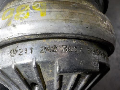 Engine mount MERCEDES-BENZ CLS (C219) CLS 320 CDI (219.322) | BP13208653M89