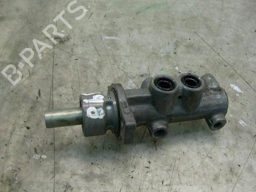 Used Brake master cylinder CITROËN XSARA (N1) 2.0 HDi 90 (90 hp) 3749523