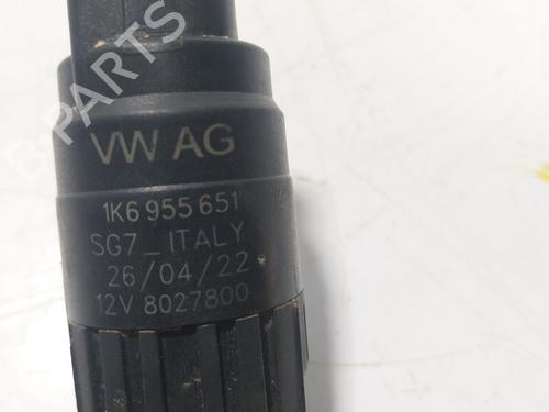 Washer pump SEAT LEON Sportstourer (KL8, KLD) 1.5 eTSI | BP32229673E24