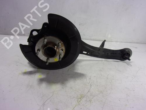 Used Right rear steering knuckle Right rear steering knuckle VOLVO V40 Hatchback (525) [2012-2019] 10379327 10379327